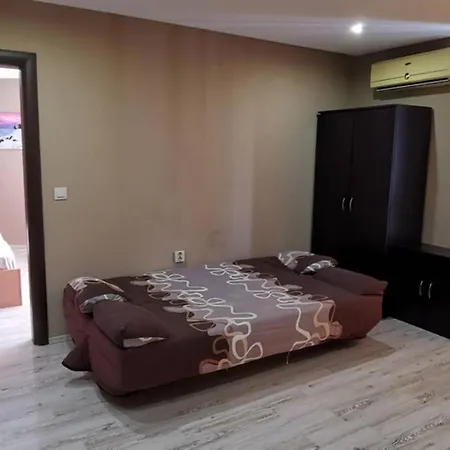 апартамент у моря в к-с Paradiso в г. Appartamento
